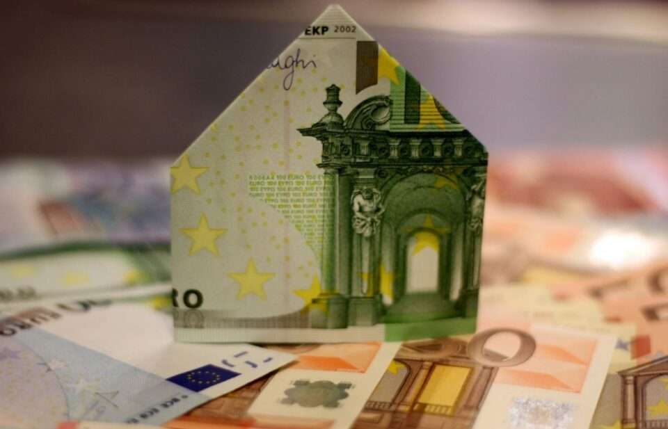 euro loans loan banks borrowing cyprus business now 960x617 1